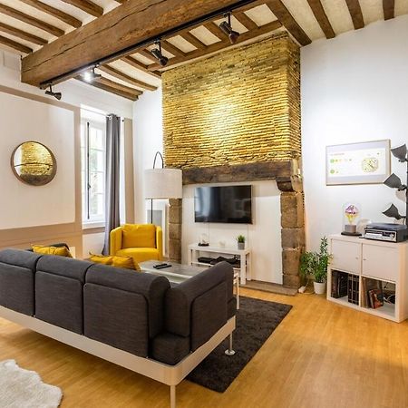 Le LEPERDIT - Bel appartement de charme refait à neuf en hypercentre Rennes Esterno foto